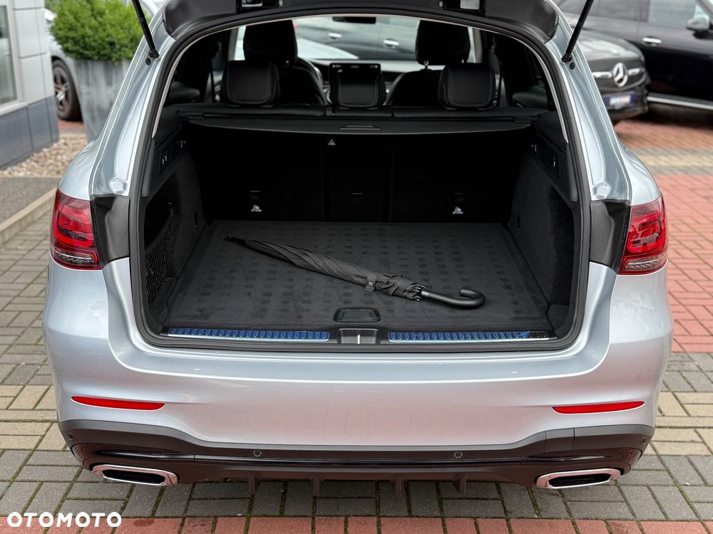 Mercedes-Benz GLC 220 d 4Matic 9G-TRONIC AMG Line Plus - 12