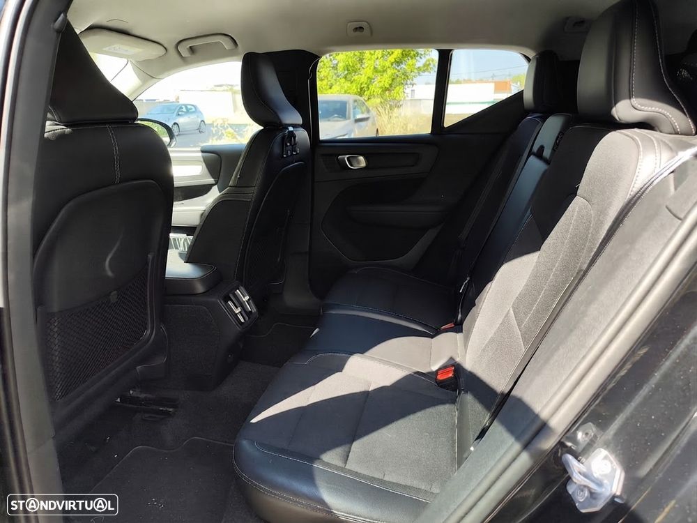 Volvo XC 40 2.0 D3 Momentum Plus Geartronic - 15