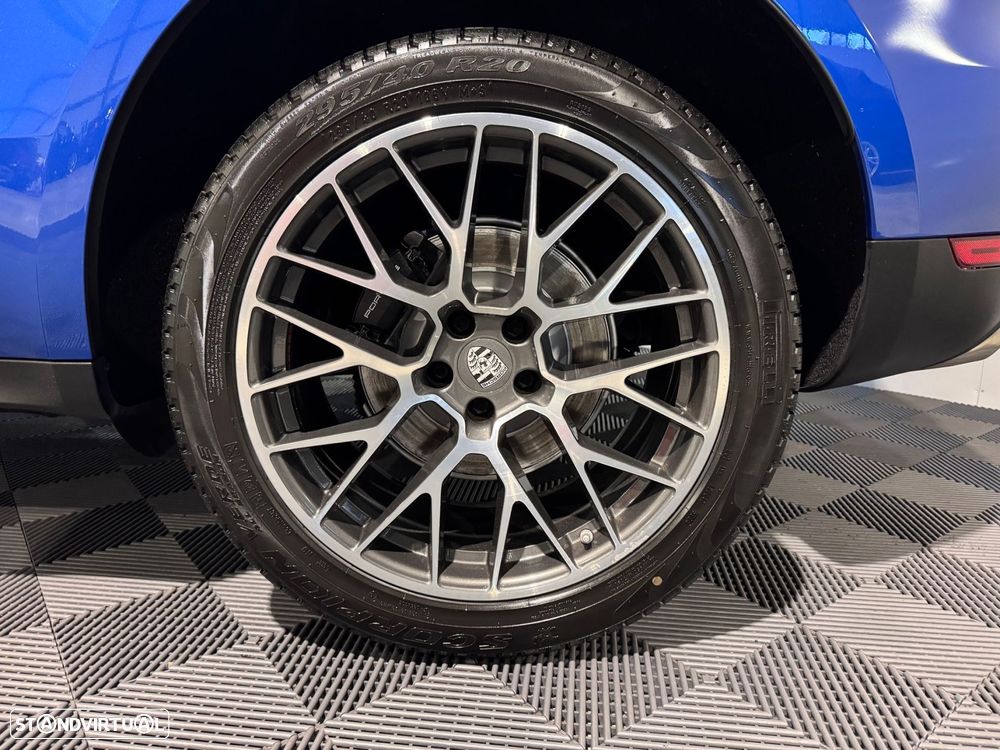 Porsche Macan - 12