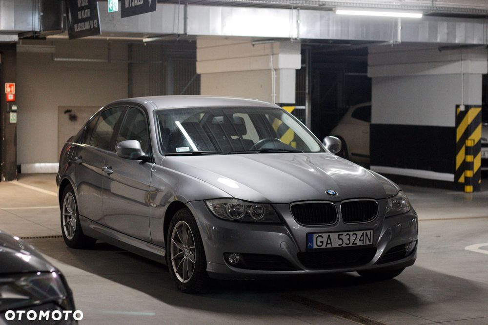 BMW Seria 3 318i Edition Lifestyle - 3