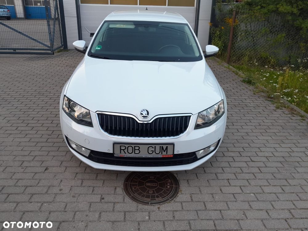 Skoda Octavia 2.0 TDI DSG Premium Edition - 7