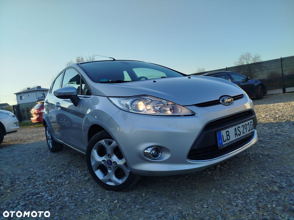 Ford Fiesta - 2