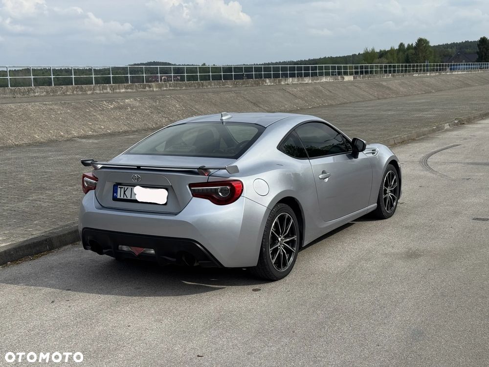 Toyota GT86 2.0 Premium - 26