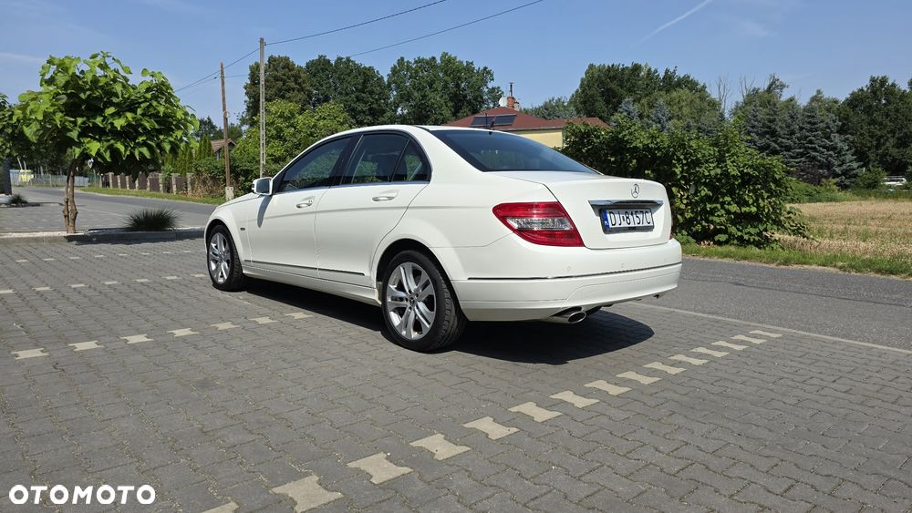 Mercedes-Benz Klasa C 220 CDI DPF Automatik BlueEFFICIENCY Avantgarde - 7