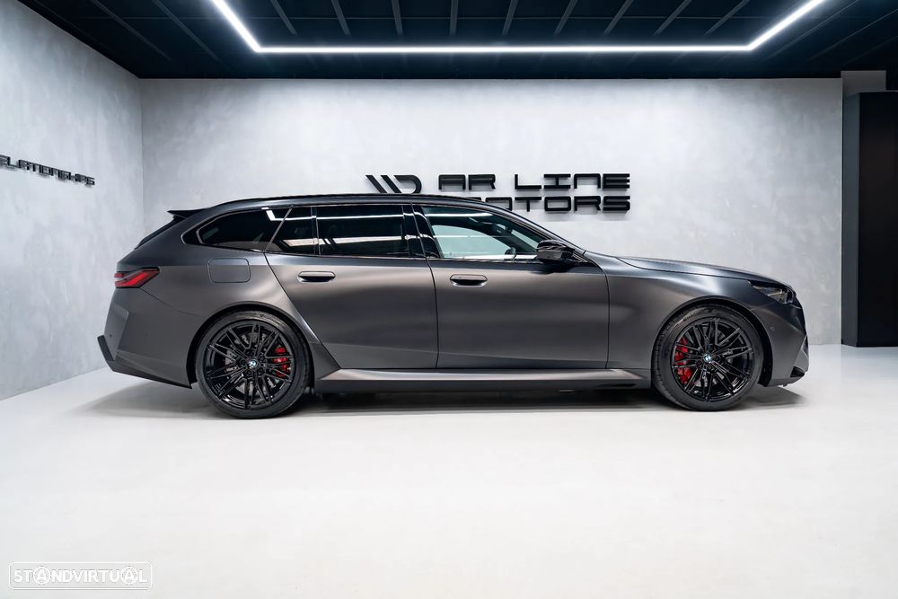 BMW M5 Touring xDrive - 8