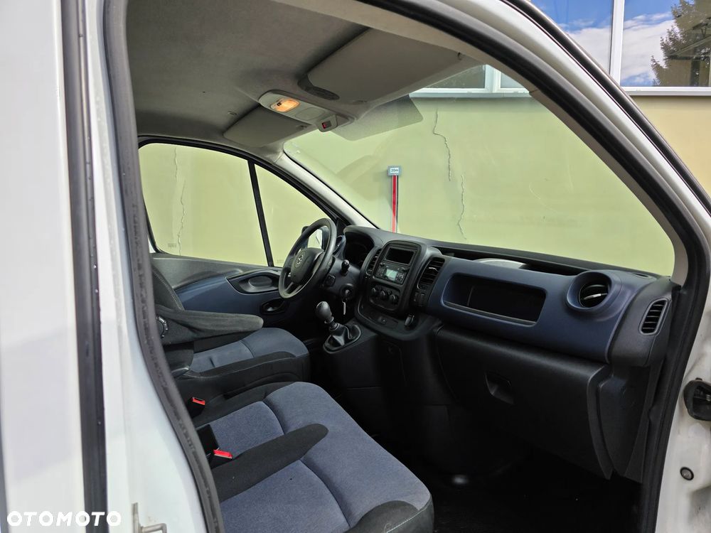 Opel Vivaro - 9
