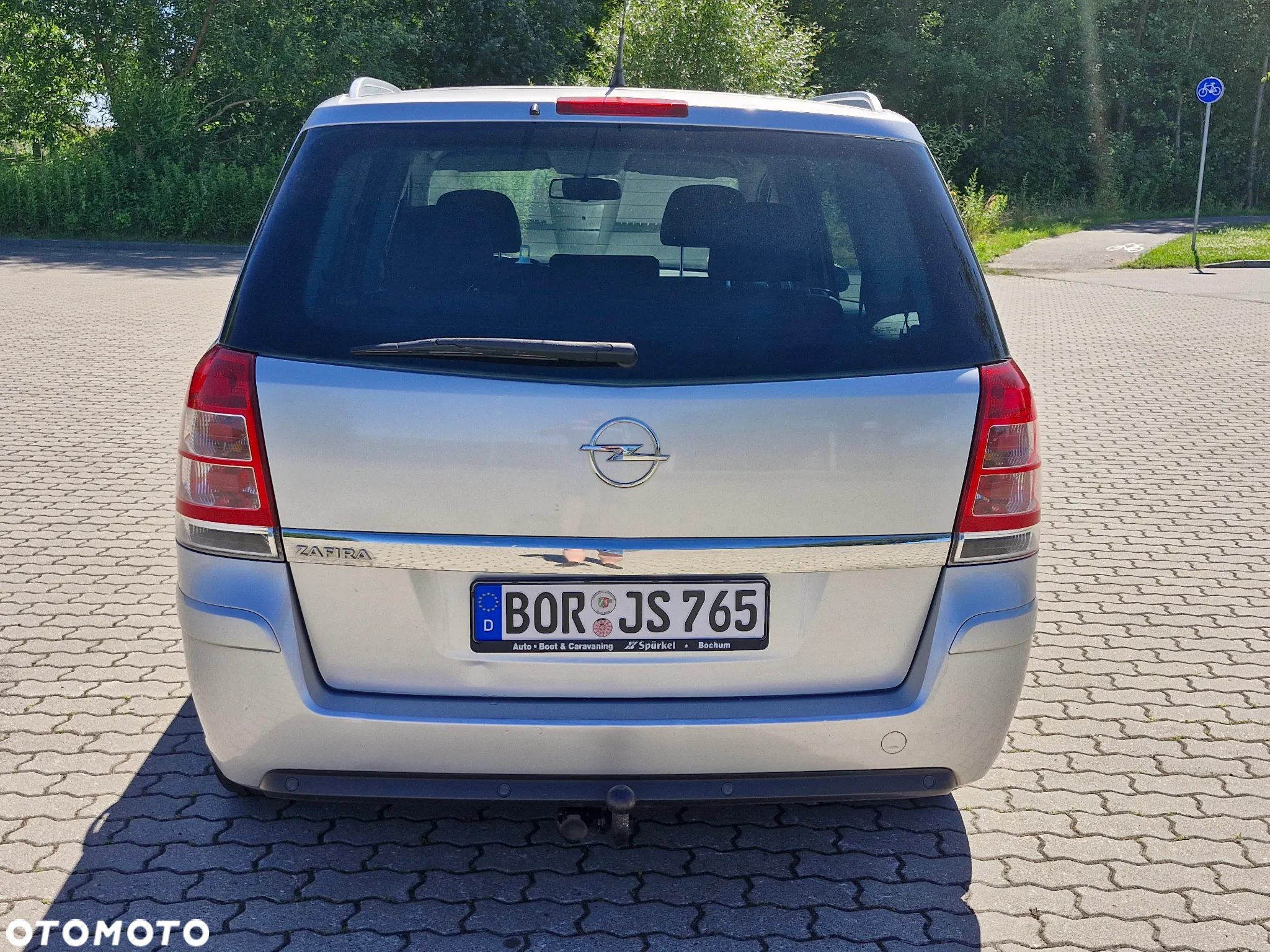Opel Zafira 1.8 Cosmo EU5 - 10