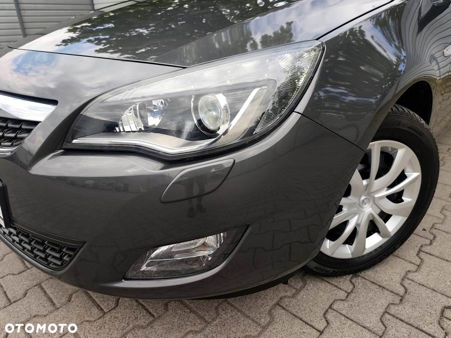 Opel Astra 1.4 Turbo Sport - 11