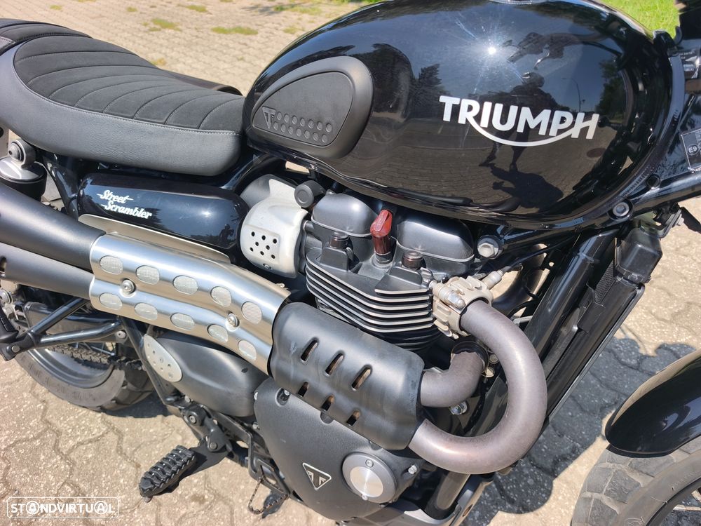 Triumph Bonneville Street Scrambler 900 - 12