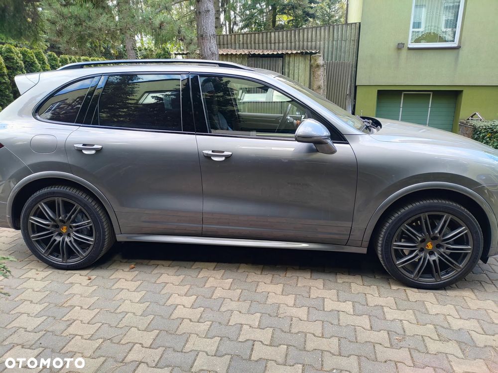 Porsche Cayenne S Diesel - 6