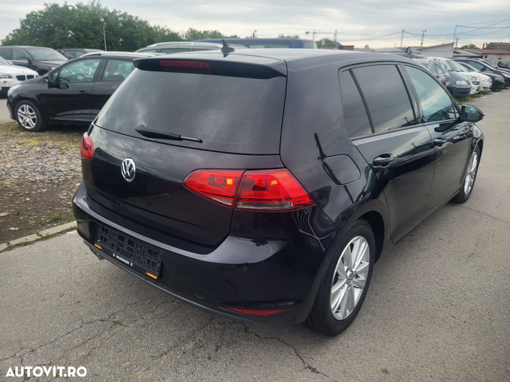 Volkswagen Golf - 4