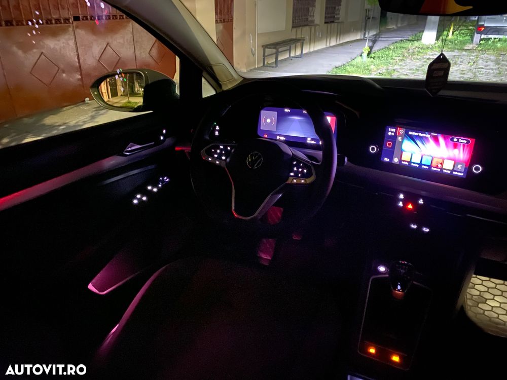 Volkswagen Golf - 11