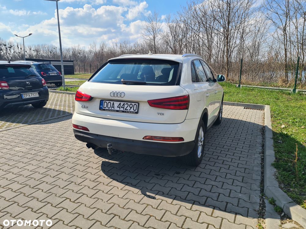 Audi Q3 2.0 TDI - 6