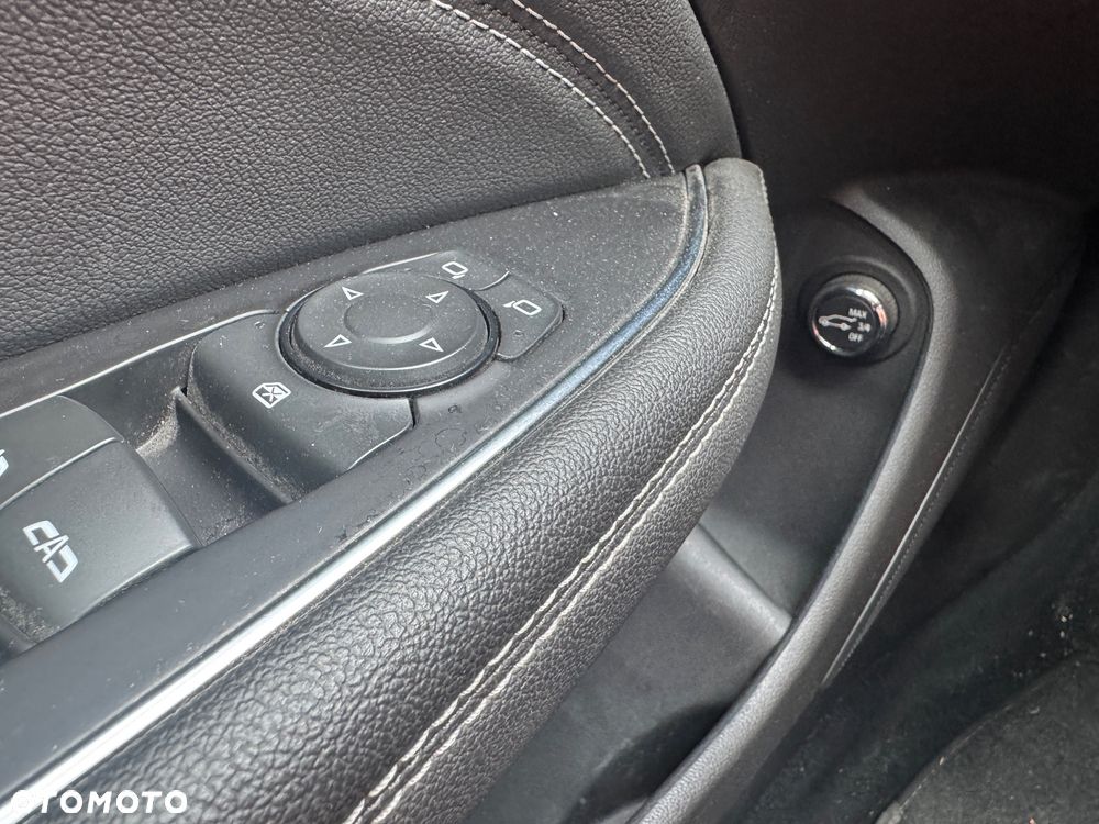Opel Insignia 2.0 CDTI ecoFLEX Start/Stop Innovation - 16