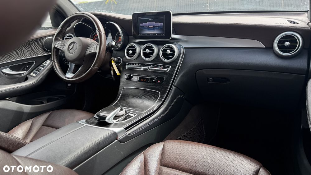 Mercedes-Benz GLC 220 d 4Matic 9G-TRONIC Exclusive - 9