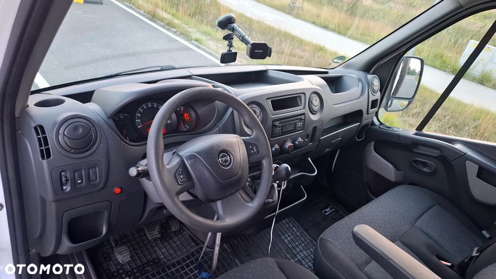 Opel Movano - 11