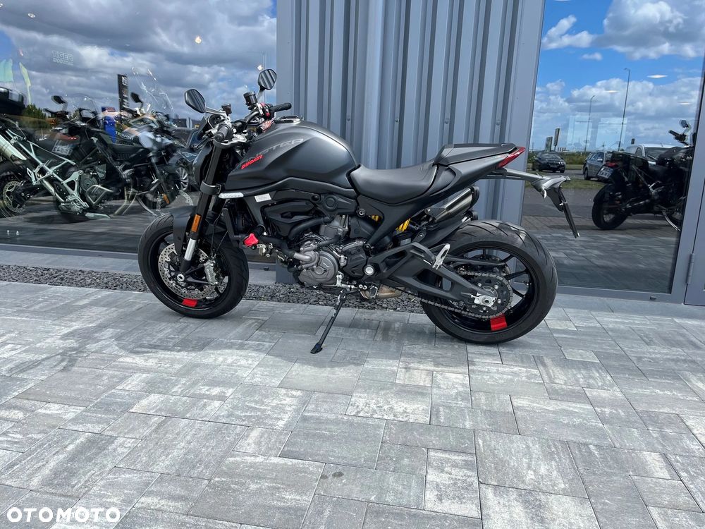 Ducati Monster - 8
