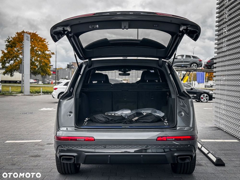 Audi Q7 - 7