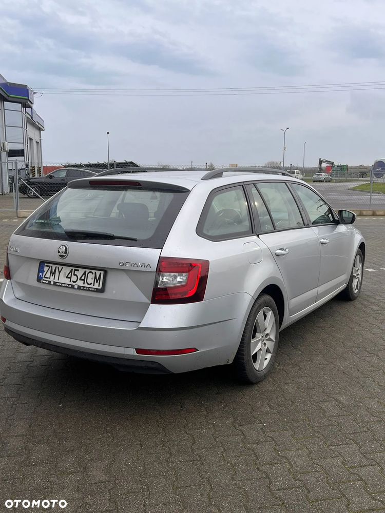 Skoda Octavia 2.0 TDI Clever - 6