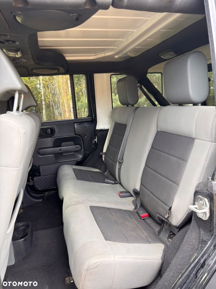 Jeep Wrangler - 6