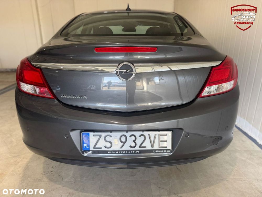 Opel Insignia - 10