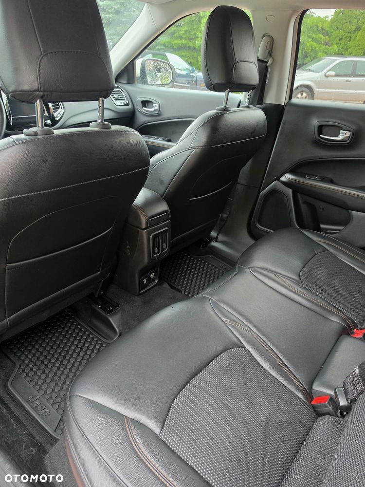 Jeep Compass 1.4 TMair Limited 4WD S&S - 11