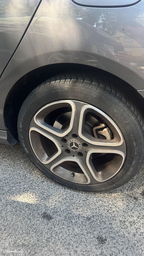 Mercedes-Benz CLA 180 - 22