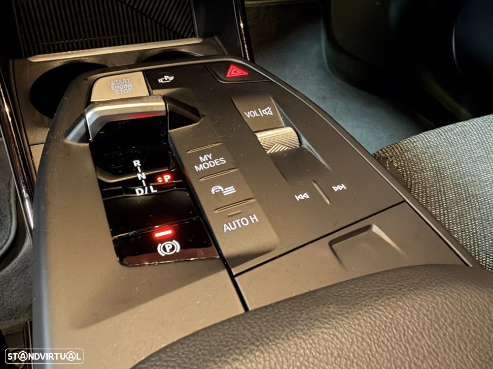 BMW 225xe Active Tourer e xDrive - 19