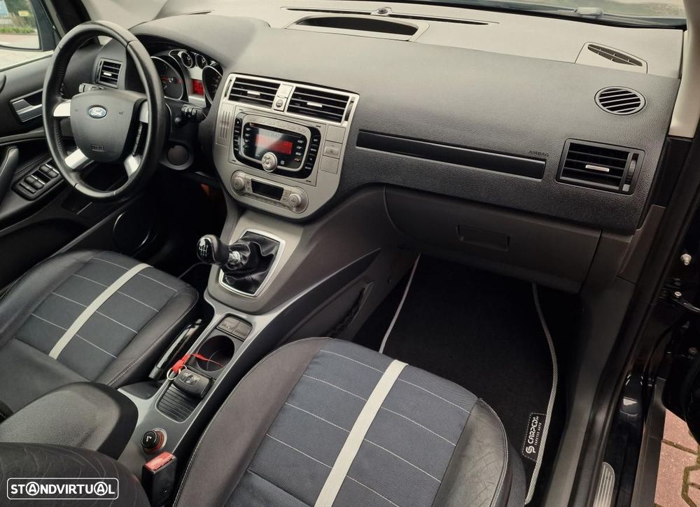 Ford Kuga 2.0 TDCi Titanium - 18