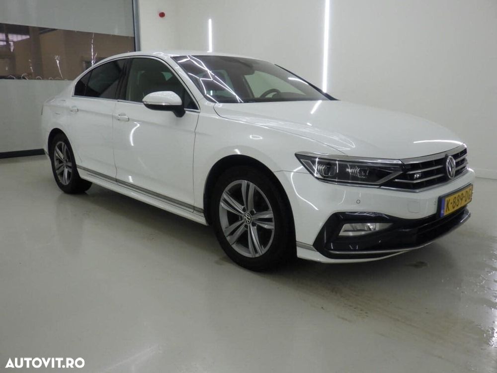 Volkswagen Passat - 3