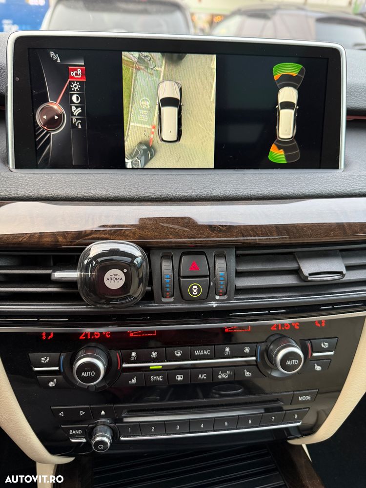 BMW X5 xDrive35i - 11