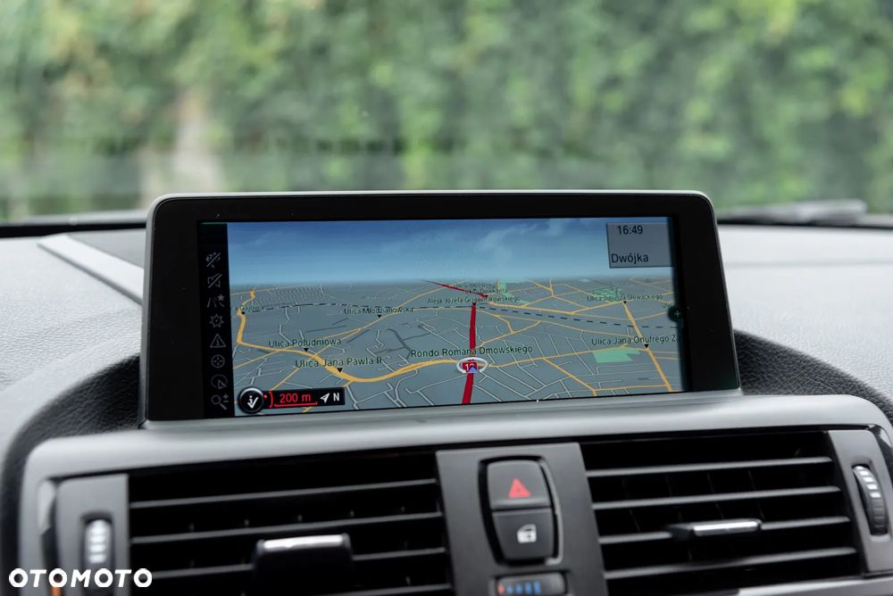 BMW Seria 1 120d Sport-Aut Urban Line - 33