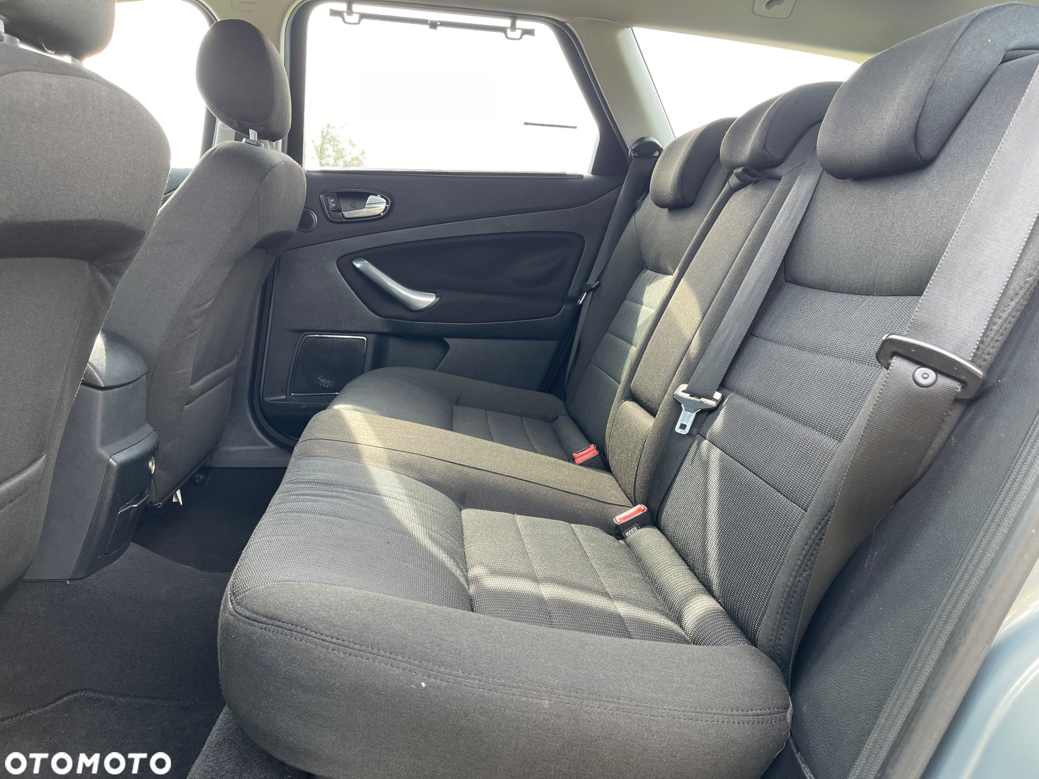 Ford Mondeo 2.0 Titanium - 29
