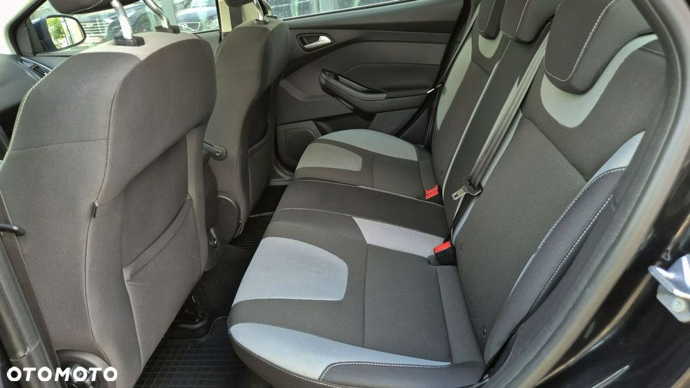 Ford Focus 1.6 EcoBoost Titanium - 19