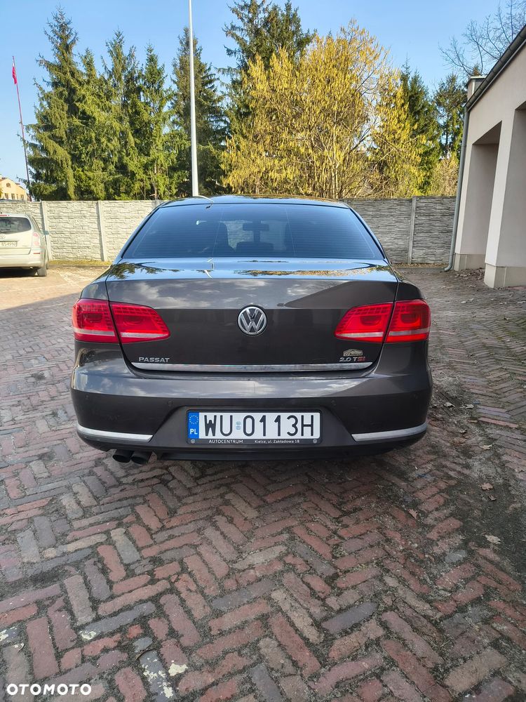 Volkswagen Passat 2.0 TSI Highline - 9