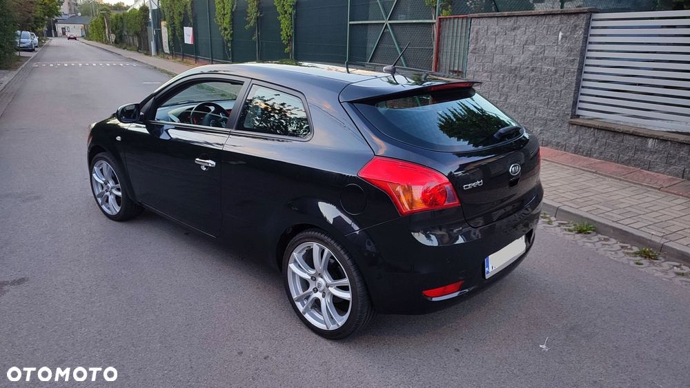 Kia ProCeed 1.4 CVVT Dream-Team Edition - 21
