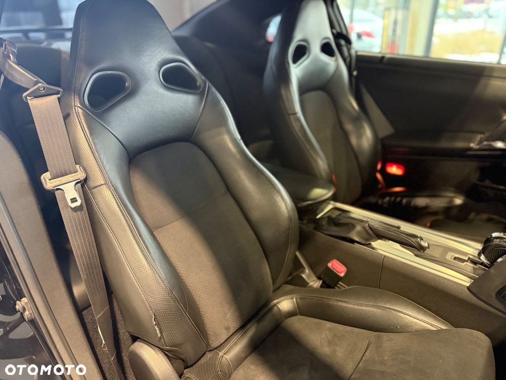 Nissan GT-R Black Edition - 8