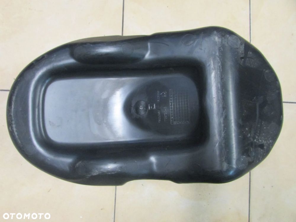 Vespa GTV 300 hpe 2024 schowek pod siedzenie - 2