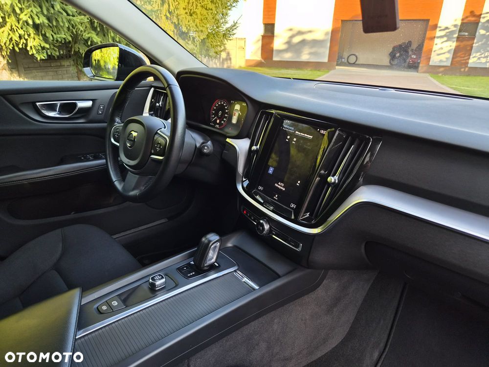 Volvo V60 B4 D Geartronic Momentum Pro - 5