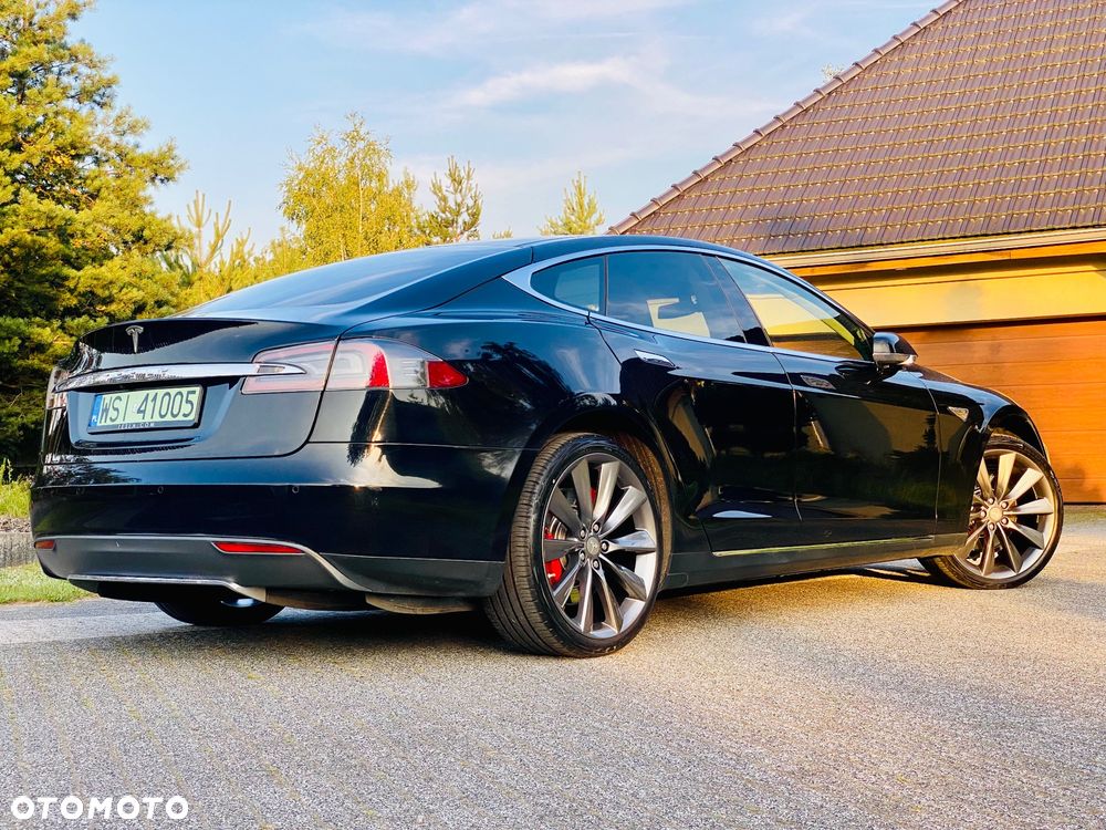 Tesla Model S Performance - 8