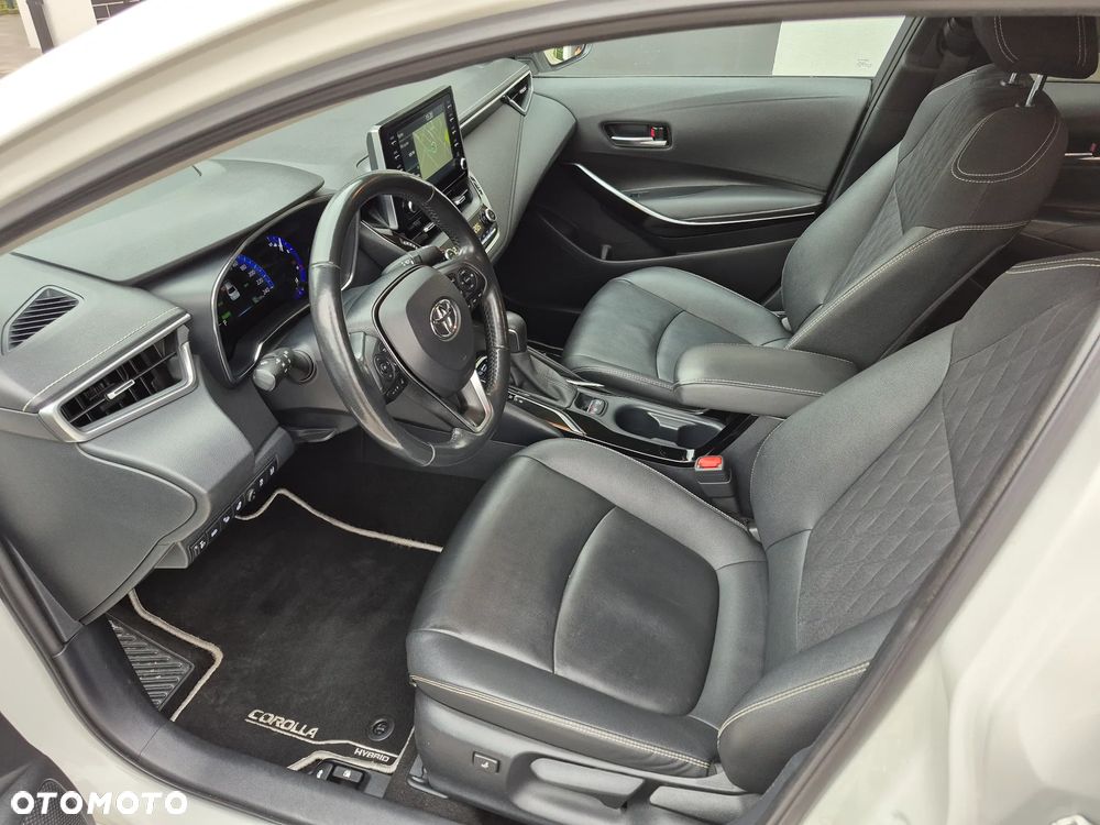 Toyota Corolla 1.8 Hybrid Executive - 4