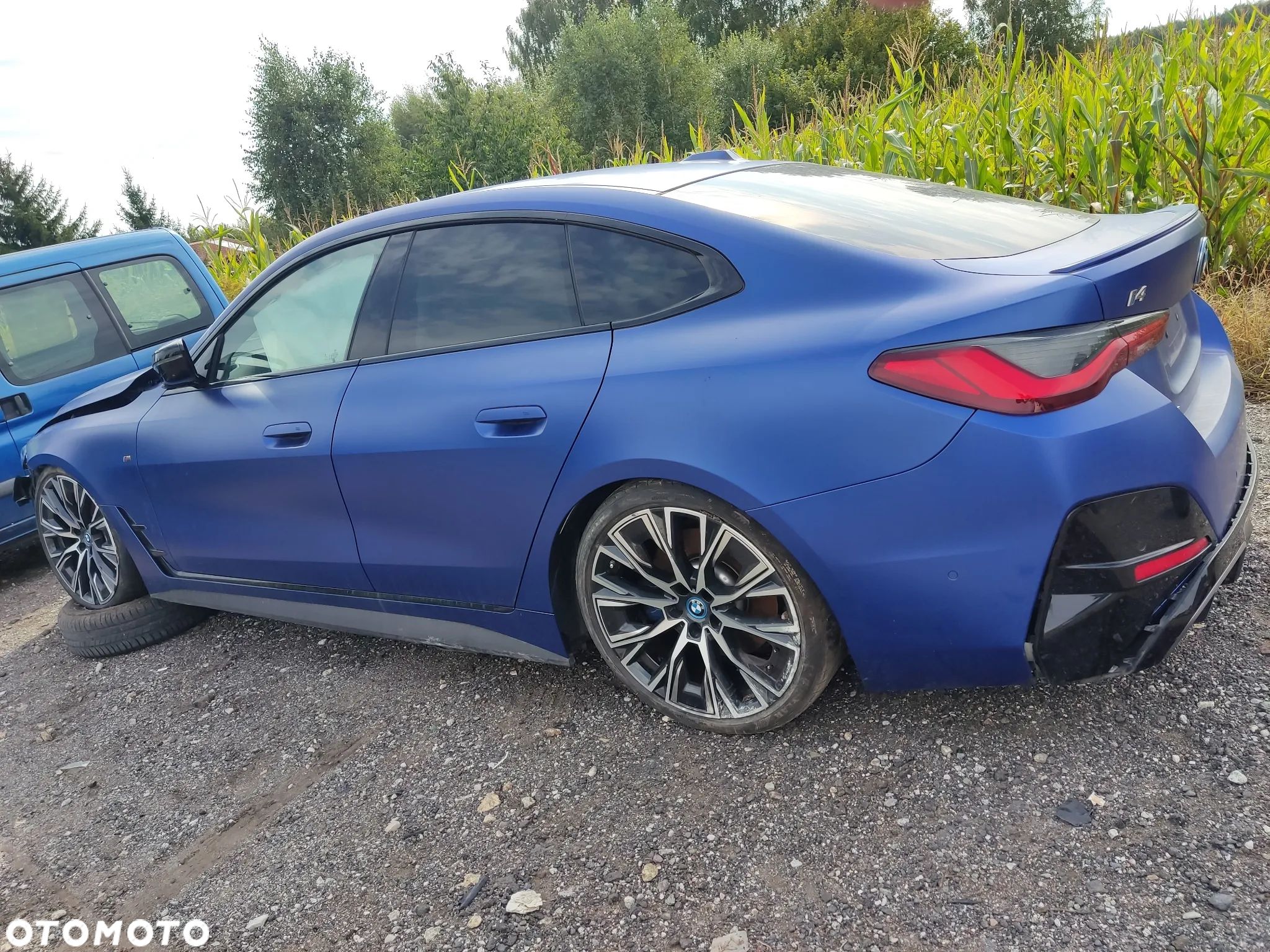 BMW i4 - 1