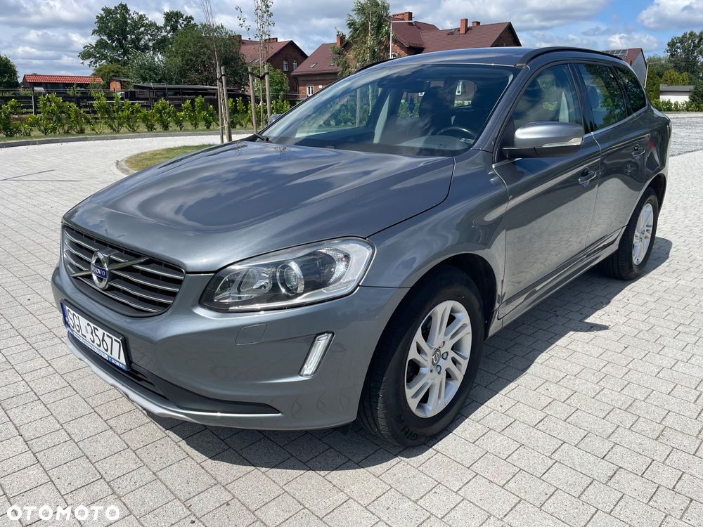 Volvo XC 60 D4 AWD Momentum - 1