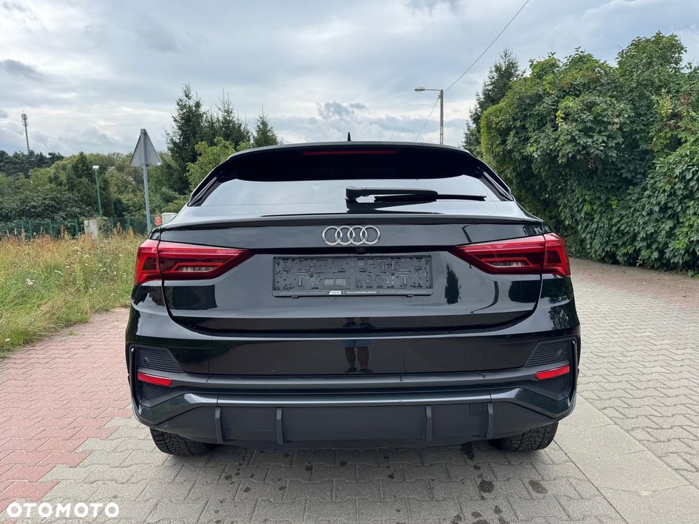 Audi Q3 Sportback 45 TFSIe S tronic - 8