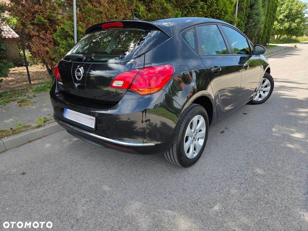 Opel Astra - 4