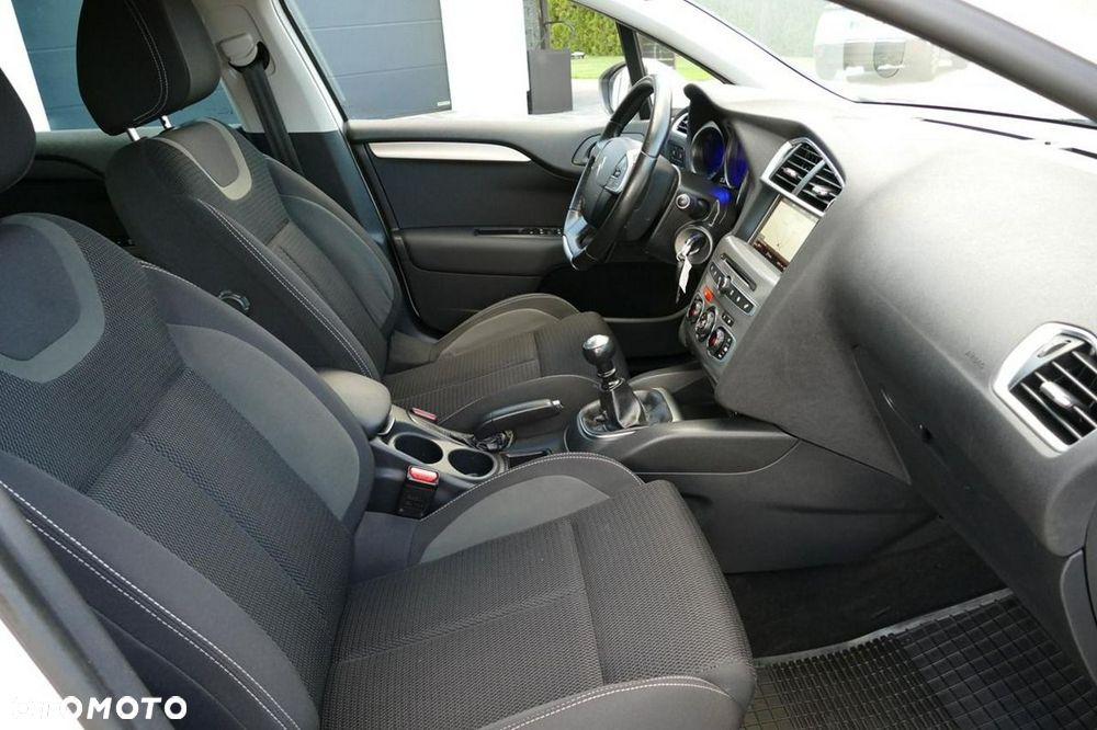 Citroën C4 1.2 e-THP Exclusive - 27