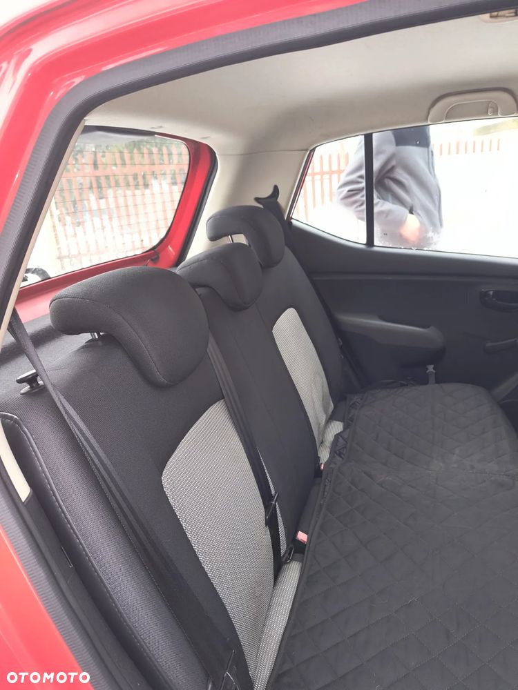 Hyundai i10 1.1 Classic - 8