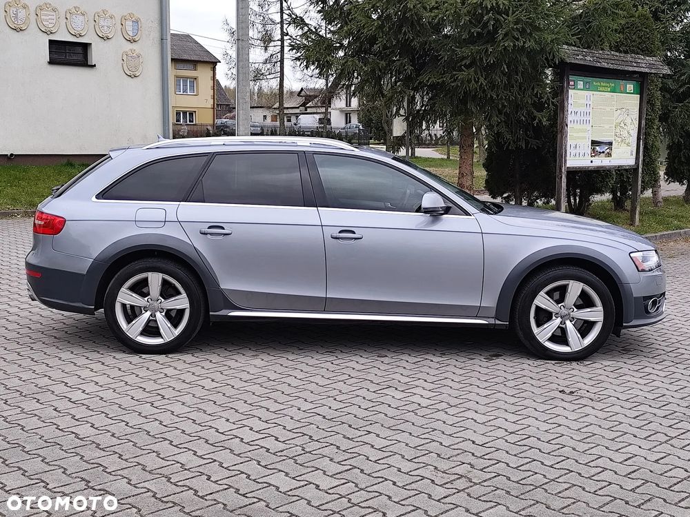 Audi A4 Allroad - 11