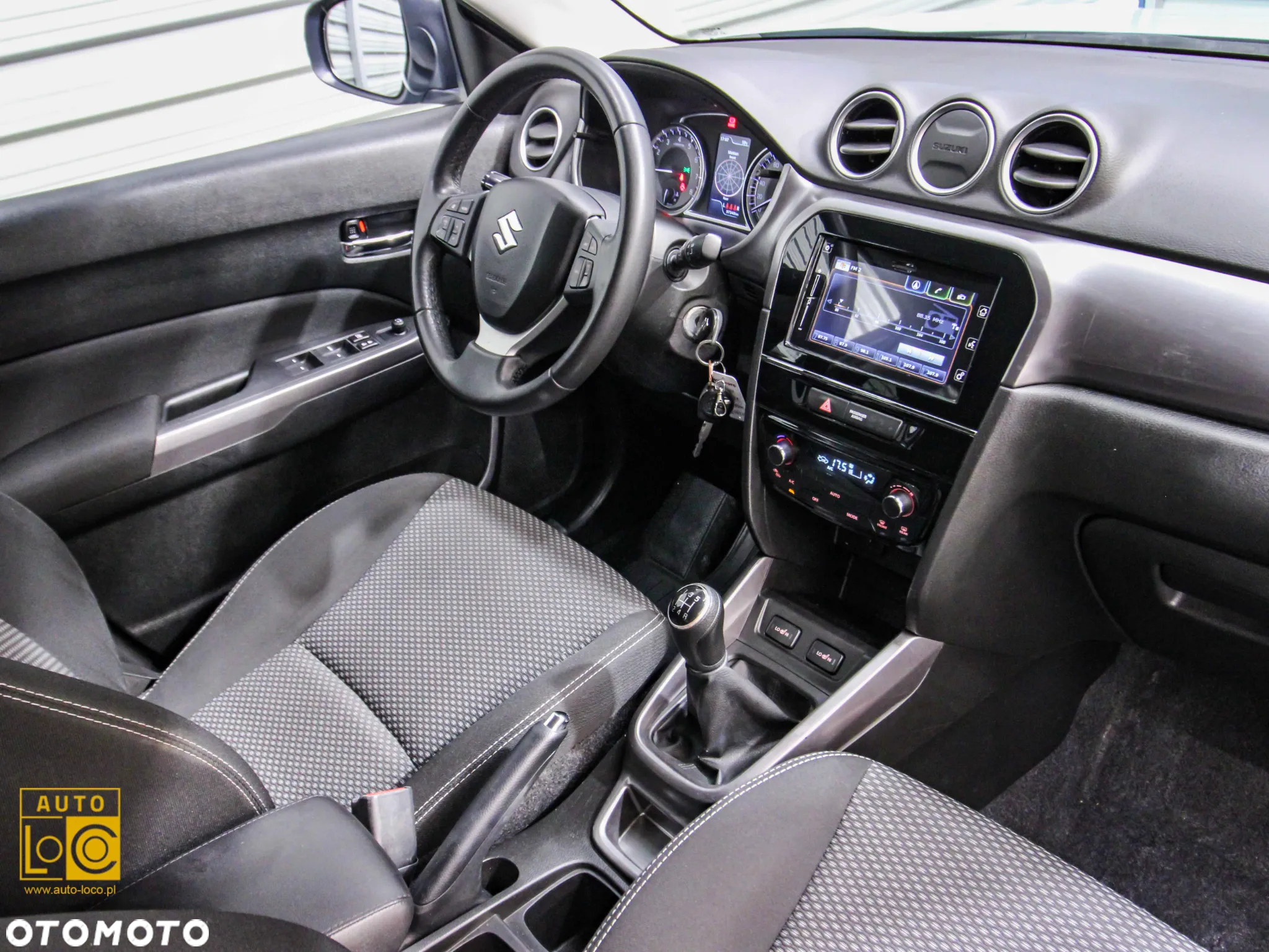 Suzuki Vitara 1.0 Boosterjet Premium 2WD - 15
