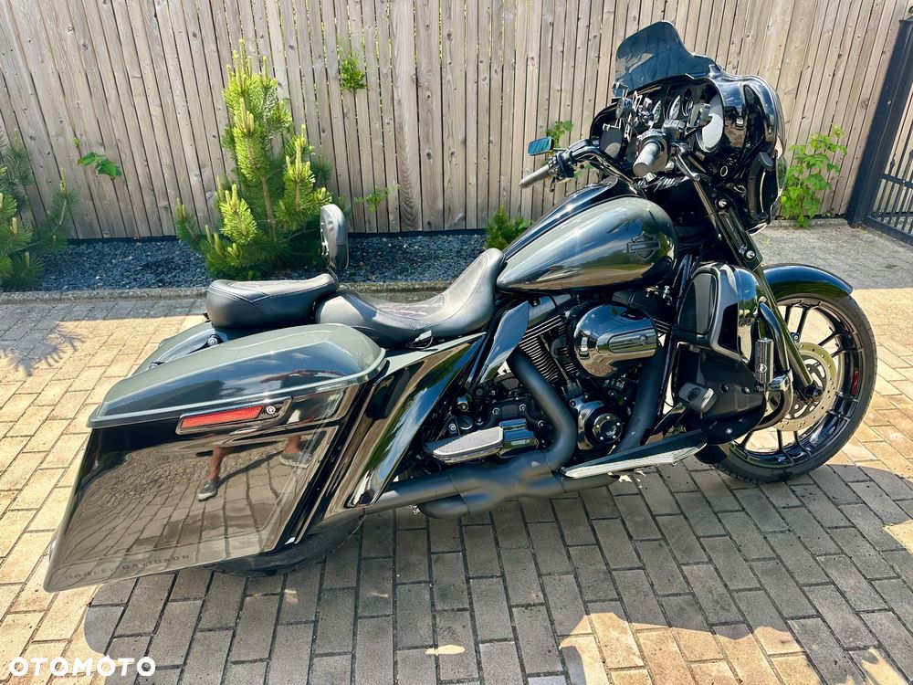 Harley-Davidson Touring Street Glide - 4